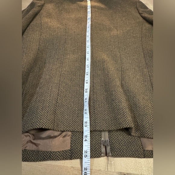 Kate Hill wool blend Taupe Herringbone Jacket - Picture 7 of 8